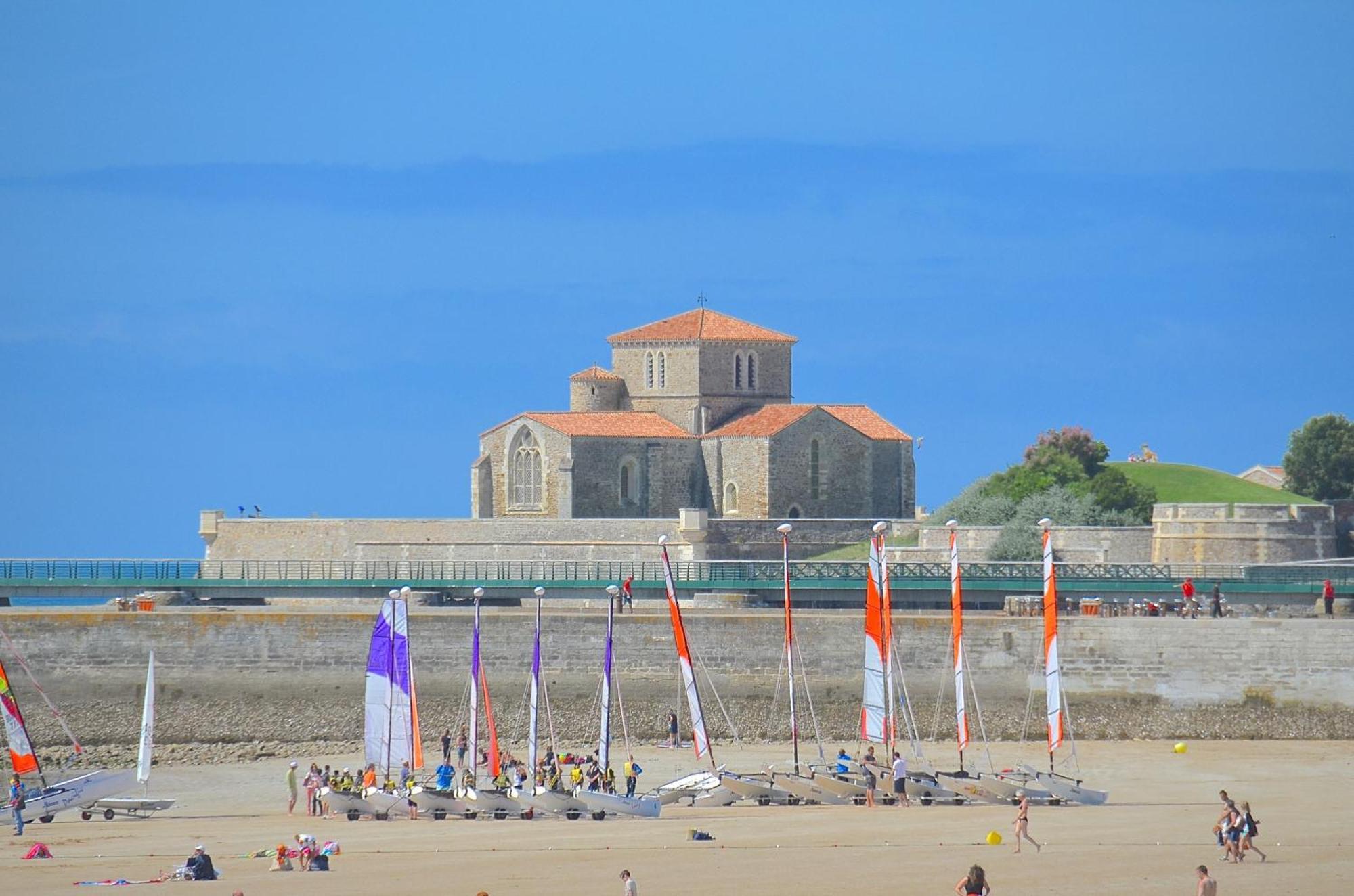 Appartements Front De Mer Sables D'Olonne Les Sables-dʼOlonne Exteriör bild