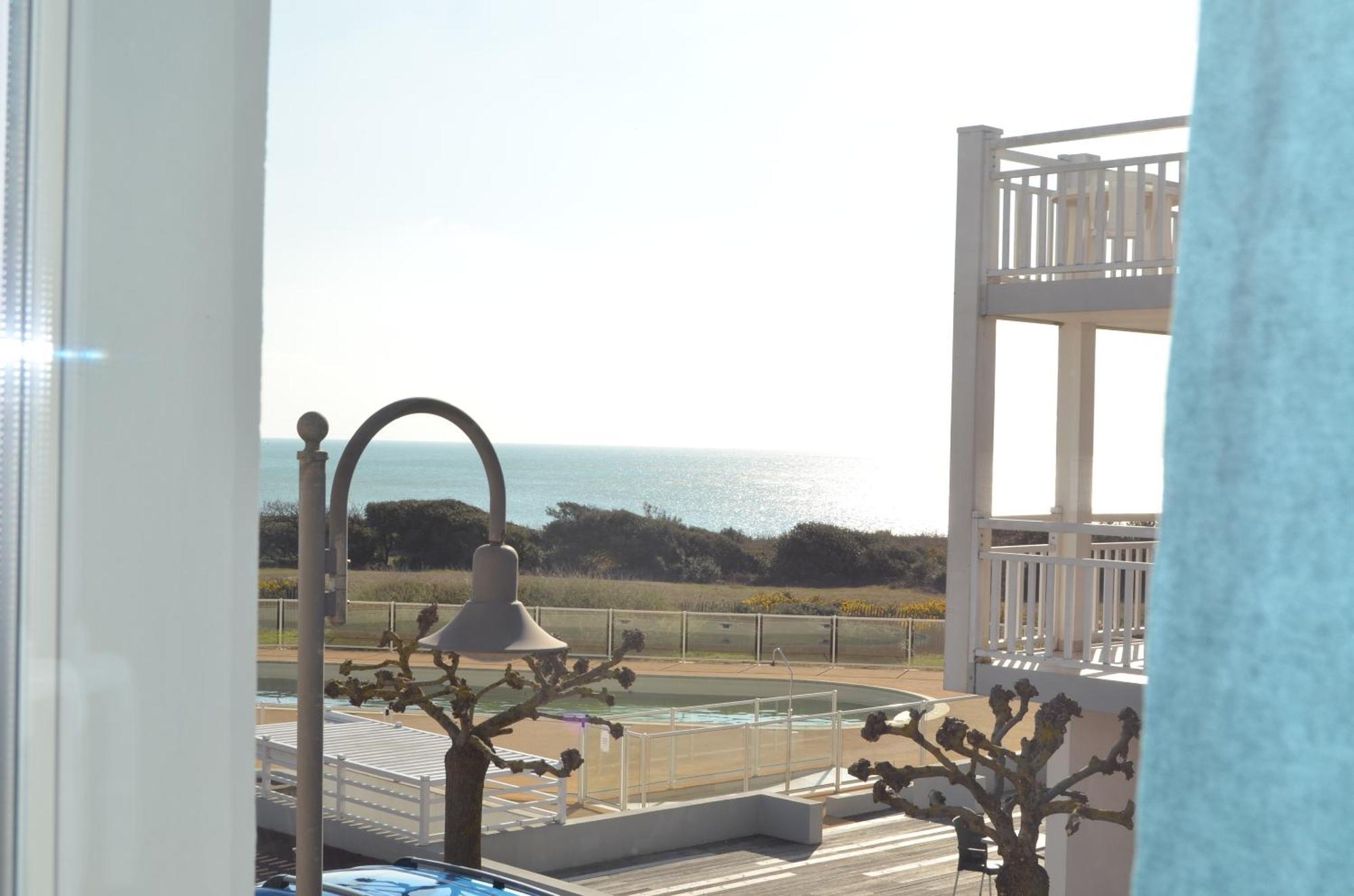Appartements Front De Mer Sables D'Olonne Les Sables-dʼOlonne Exteriör bild